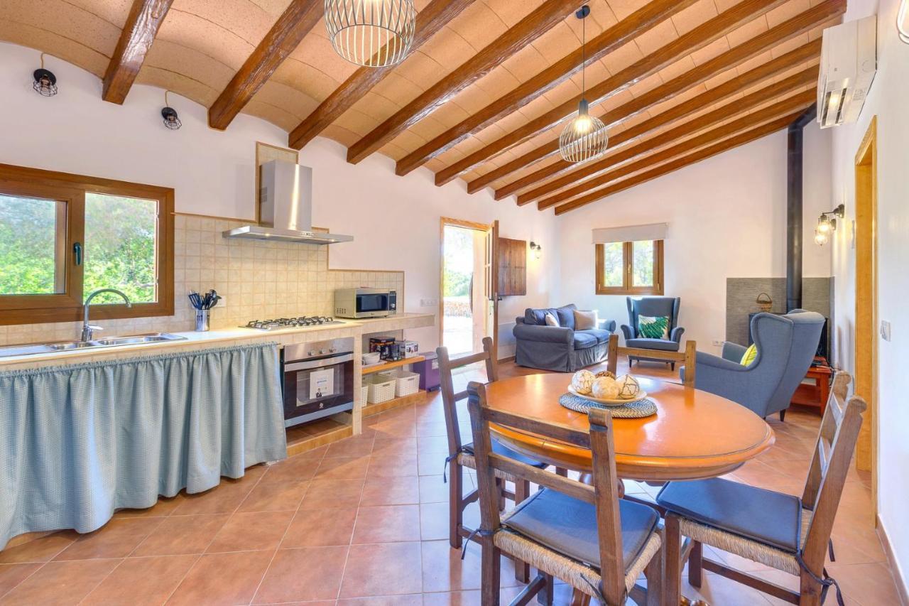 Villa Calvia Countryside Bagian luar foto