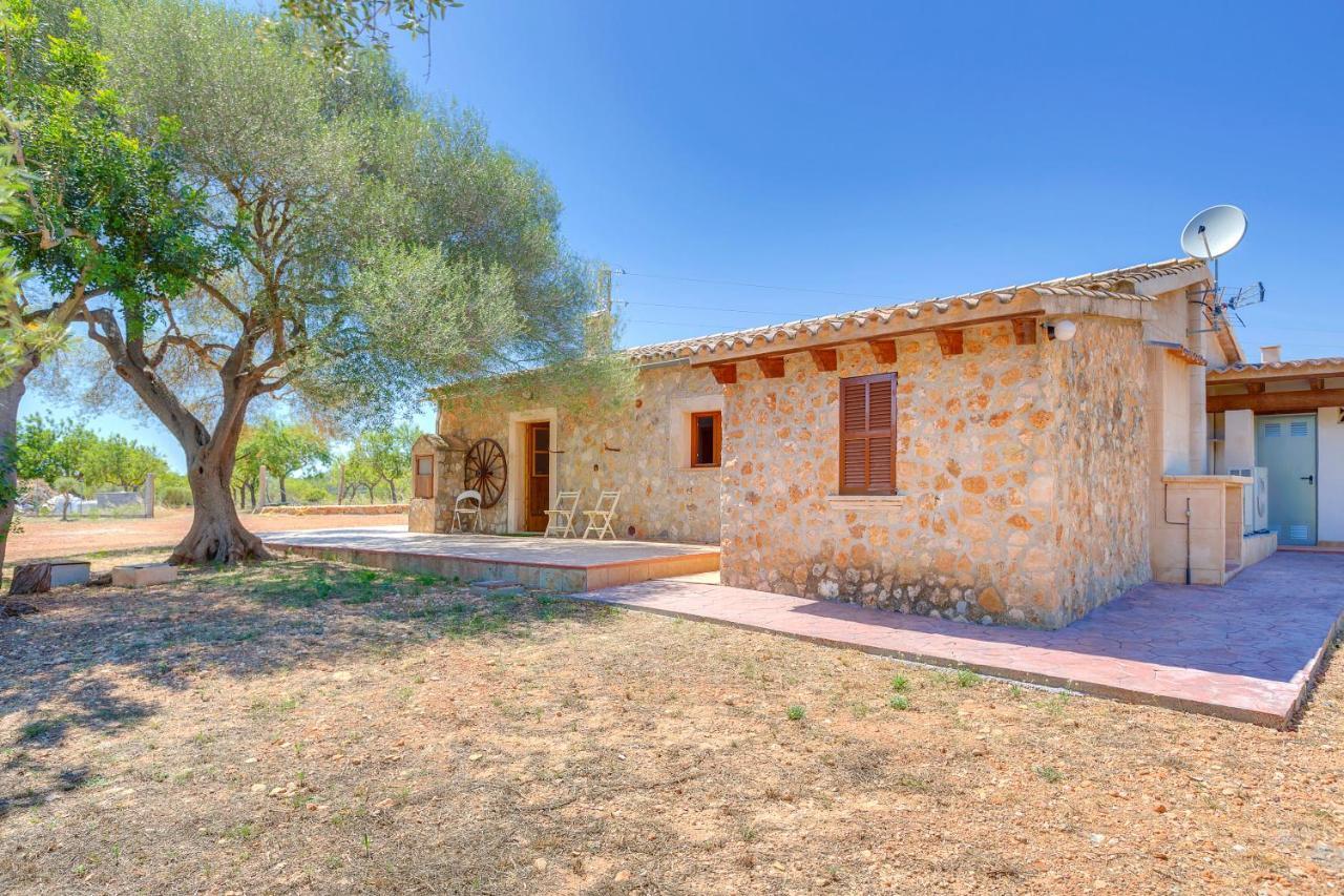 Villa Calvia Countryside Bagian luar foto